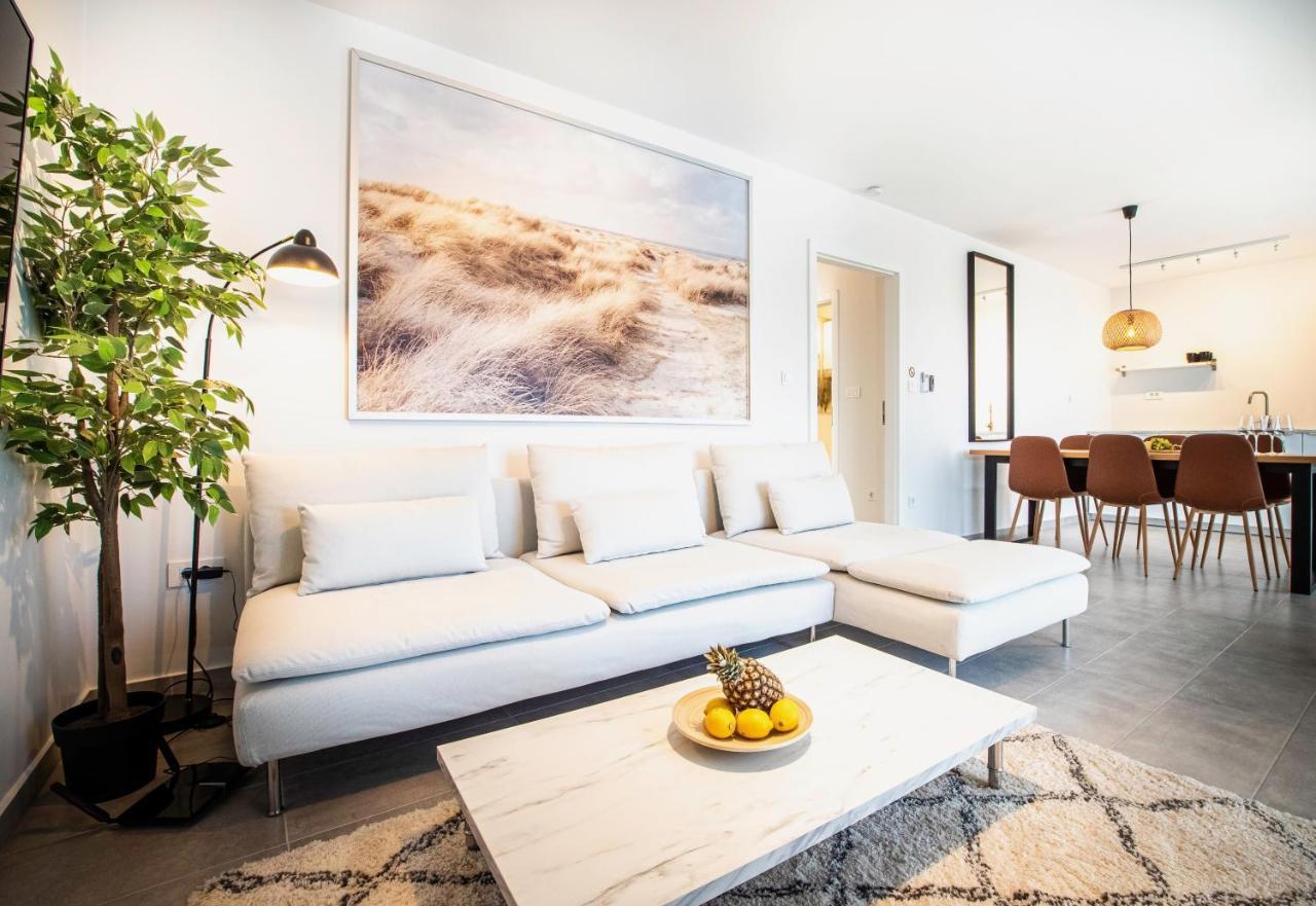 The Grande - Huge Terrace - Amazing Sea Views - Tastefully Furnished - Access To Rooftop Terrace And Gym - Hillside Apartments Rogoznica Rogoznica  Exteriör bild