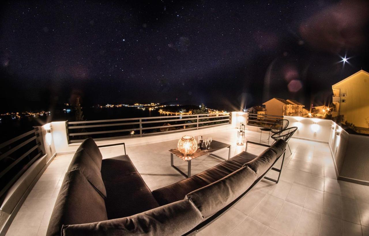 The Grande - Huge Terrace - Amazing Sea Views - Tastefully Furnished - Access To Rooftop Terrace And Gym - Hillside Apartments Rogoznica Rogoznica  Exteriör bild